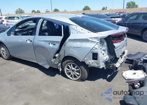 2017 Toyota Prius Prime Advanced из США, поврежденный, VIN JTDKARFP0H3012982